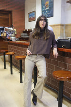 Cargar imagen en el visor de la galería, Sweater Helsa
